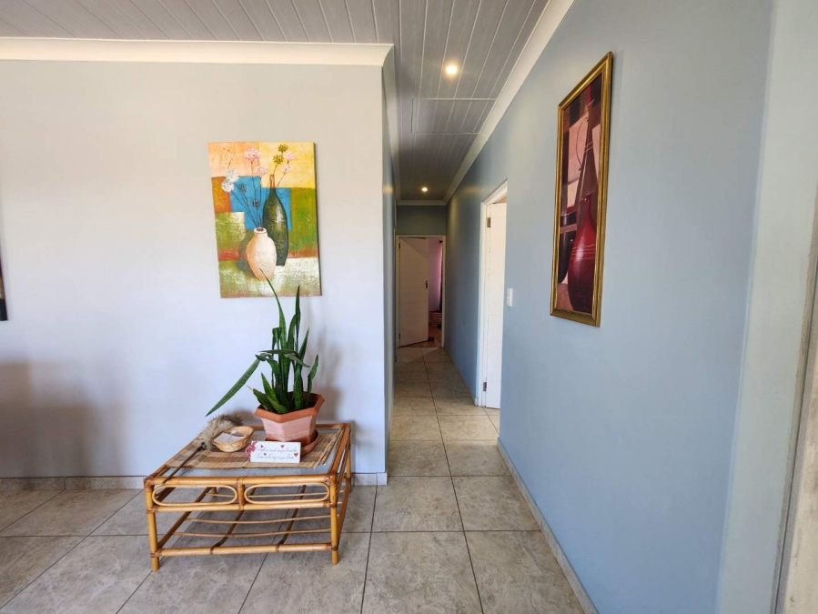 3 Bedroom Property for Sale in Tafelzicht Western Cape